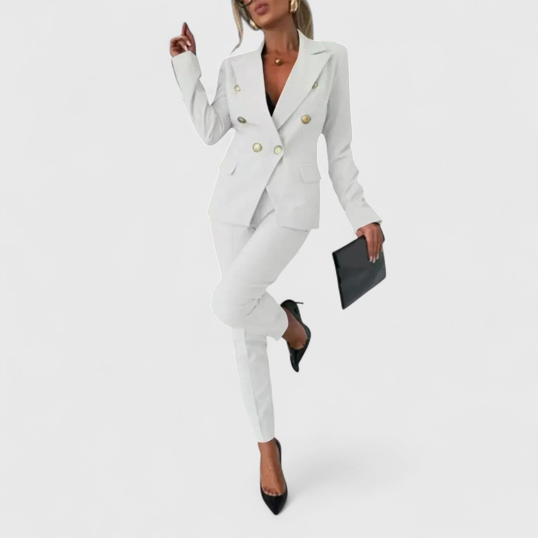Areti Elegant Suit For Professional Timeless Style