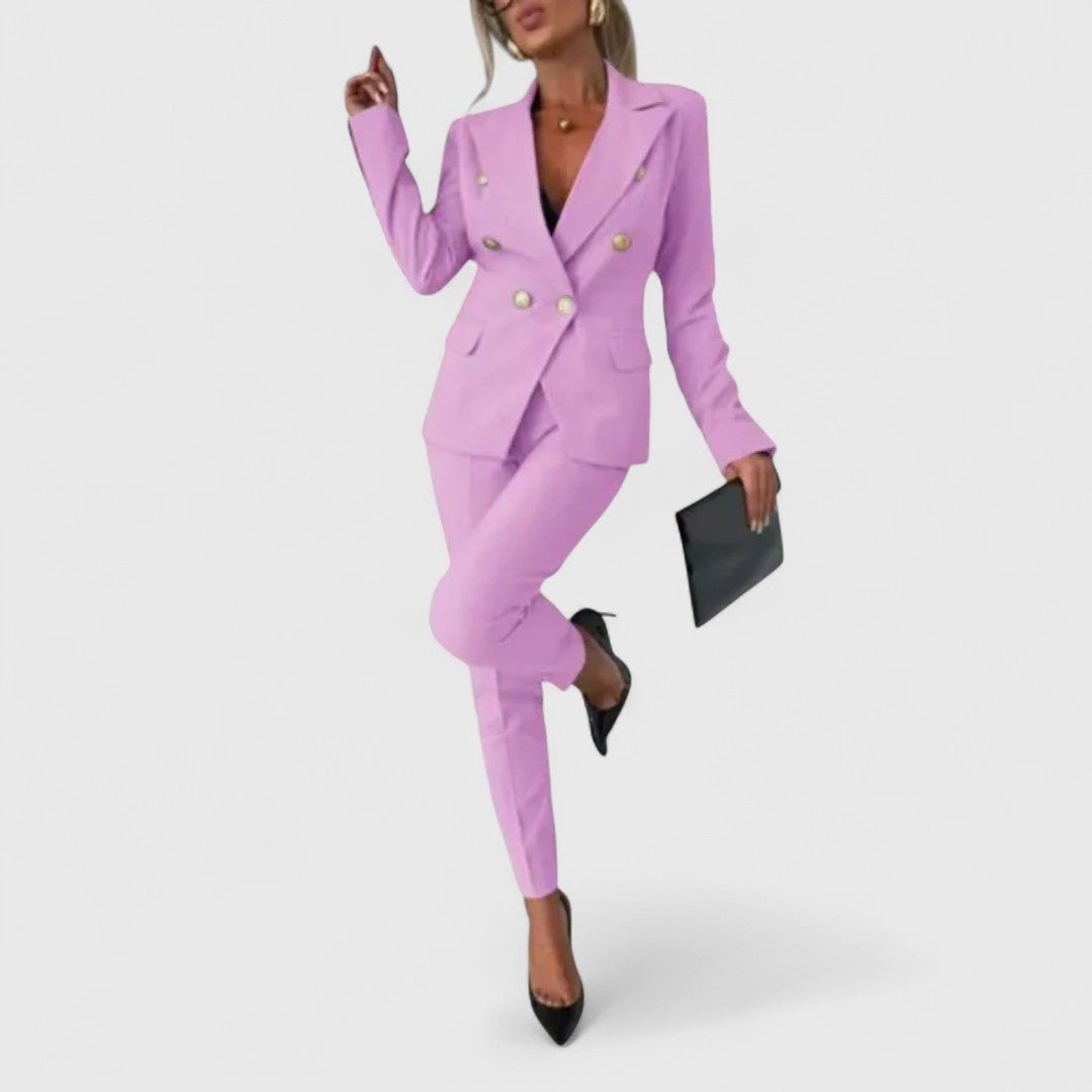 Areti Elegant Suit For Professional Timeless Style