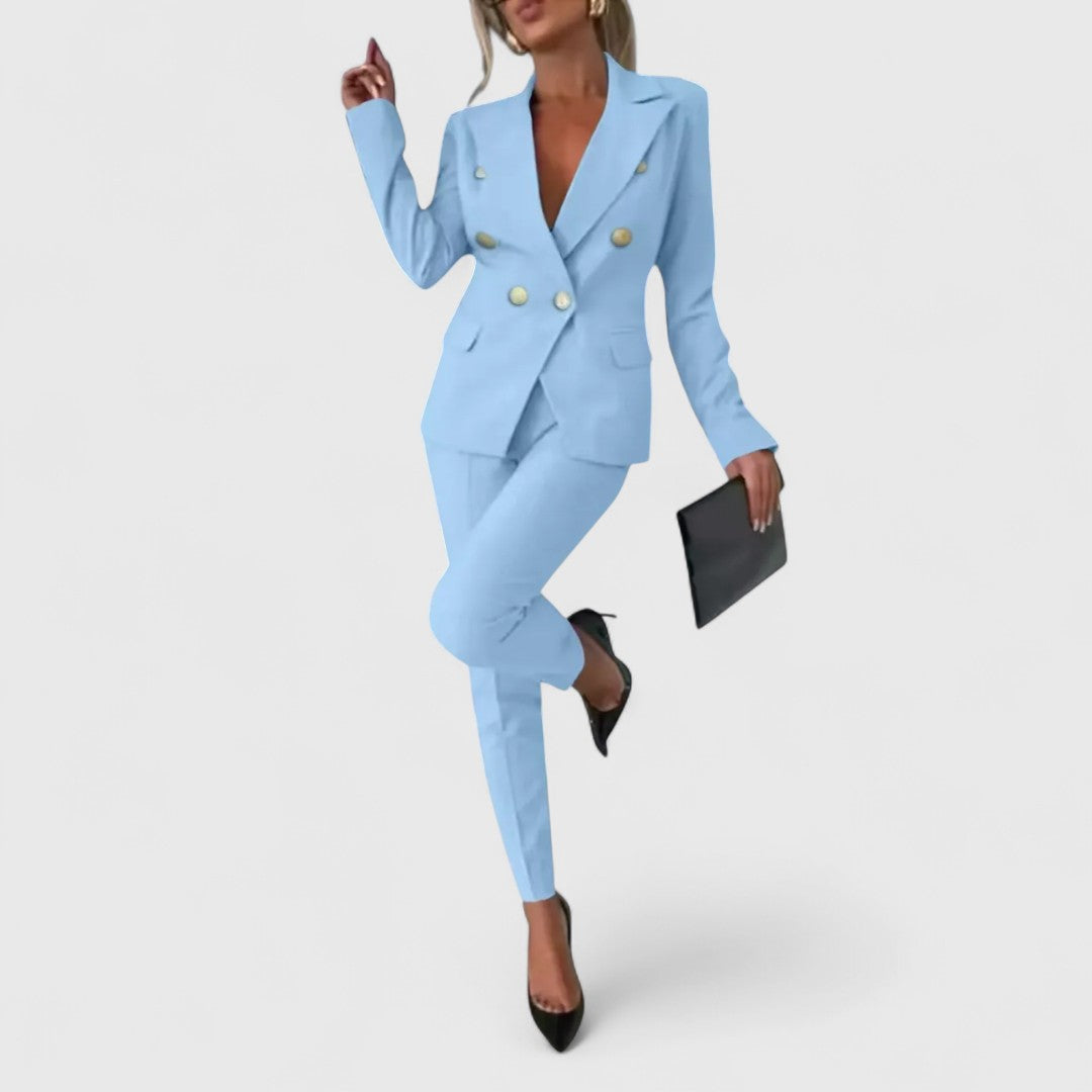 Areti Elegant Suit For Professional Timeless Style