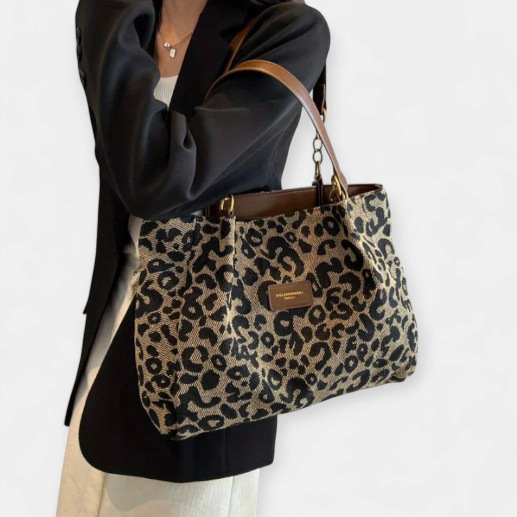 Animal Print Shoulder Bag Medium Size With Zip Closure