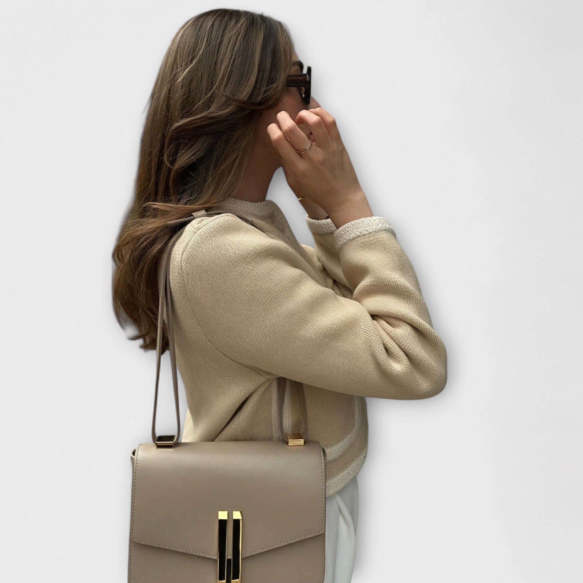 Classic Knit Cardigan With Elegant Functional Zip Pockets