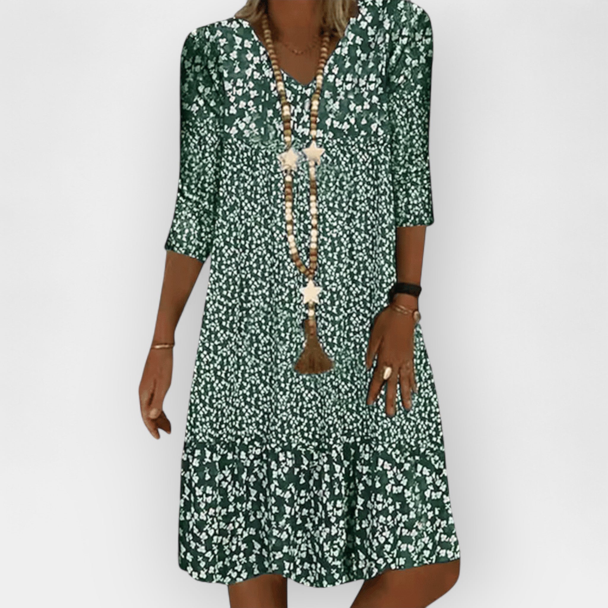 Lightweight Dress With Elegant Silhouette For All Occasions