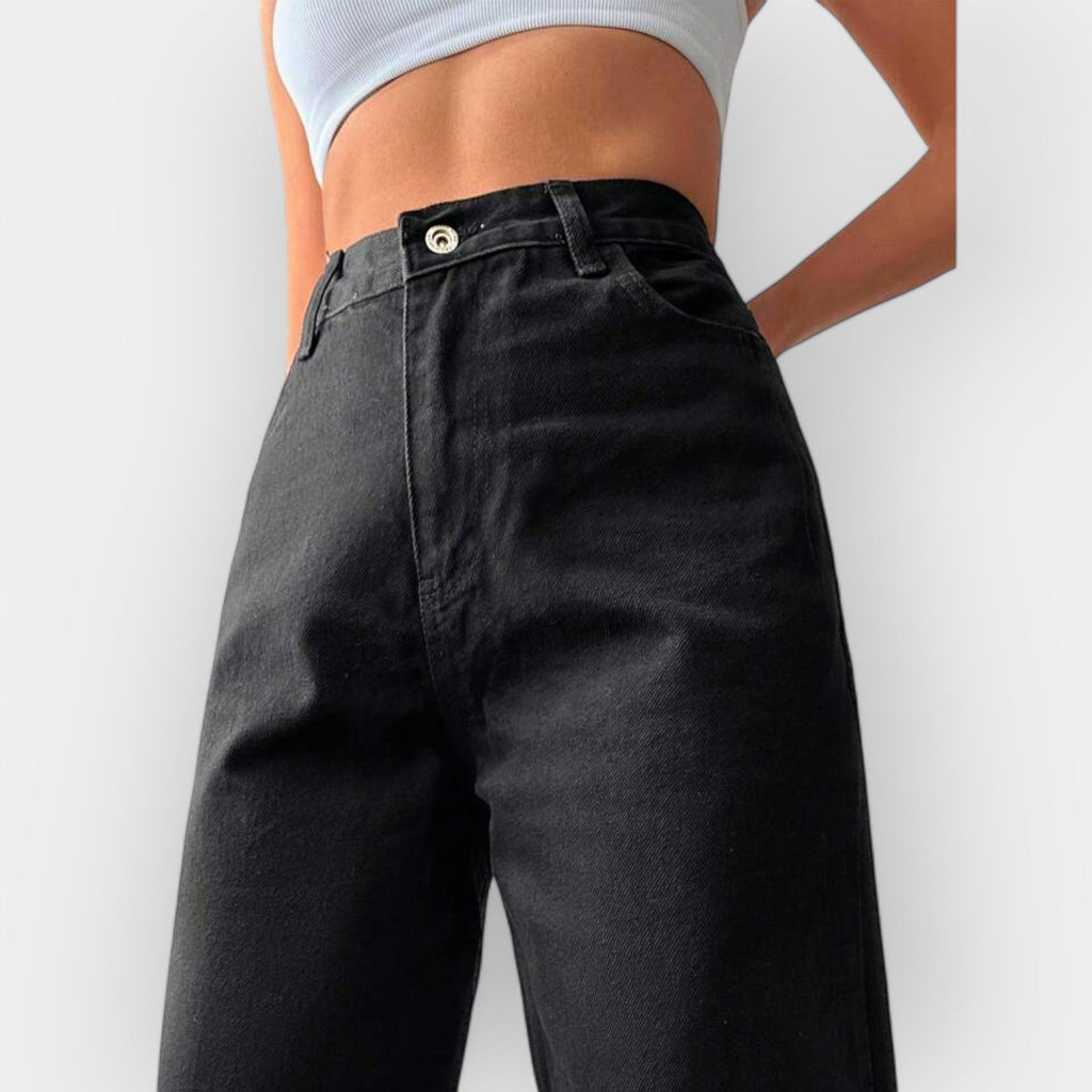 High Waisted Jeans With Wide Leg For A Modern Silhouette