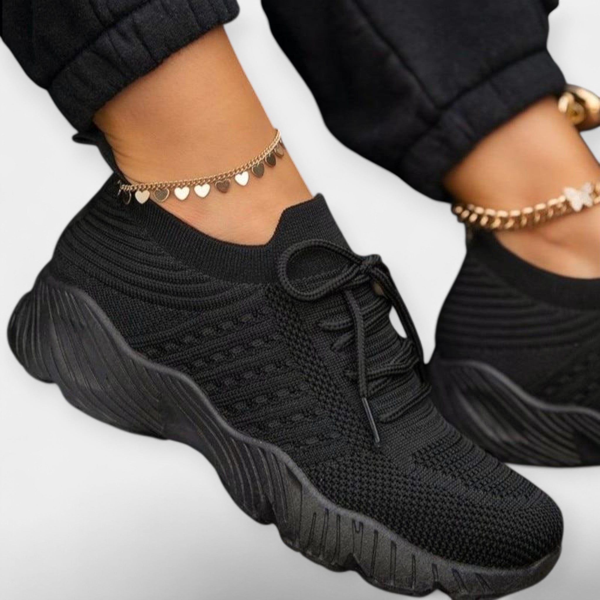 Ultra Light Sneakers With Sporty Comfort And Breathable