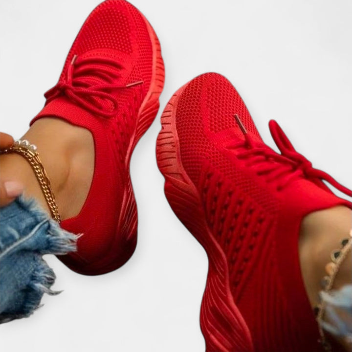 Ultra Light Sneakers With Sporty Comfort And Breathable