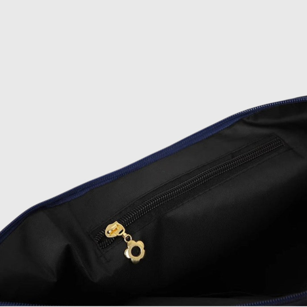 Maria Elegant Waterproof Handbag With Zip Closure Everyday