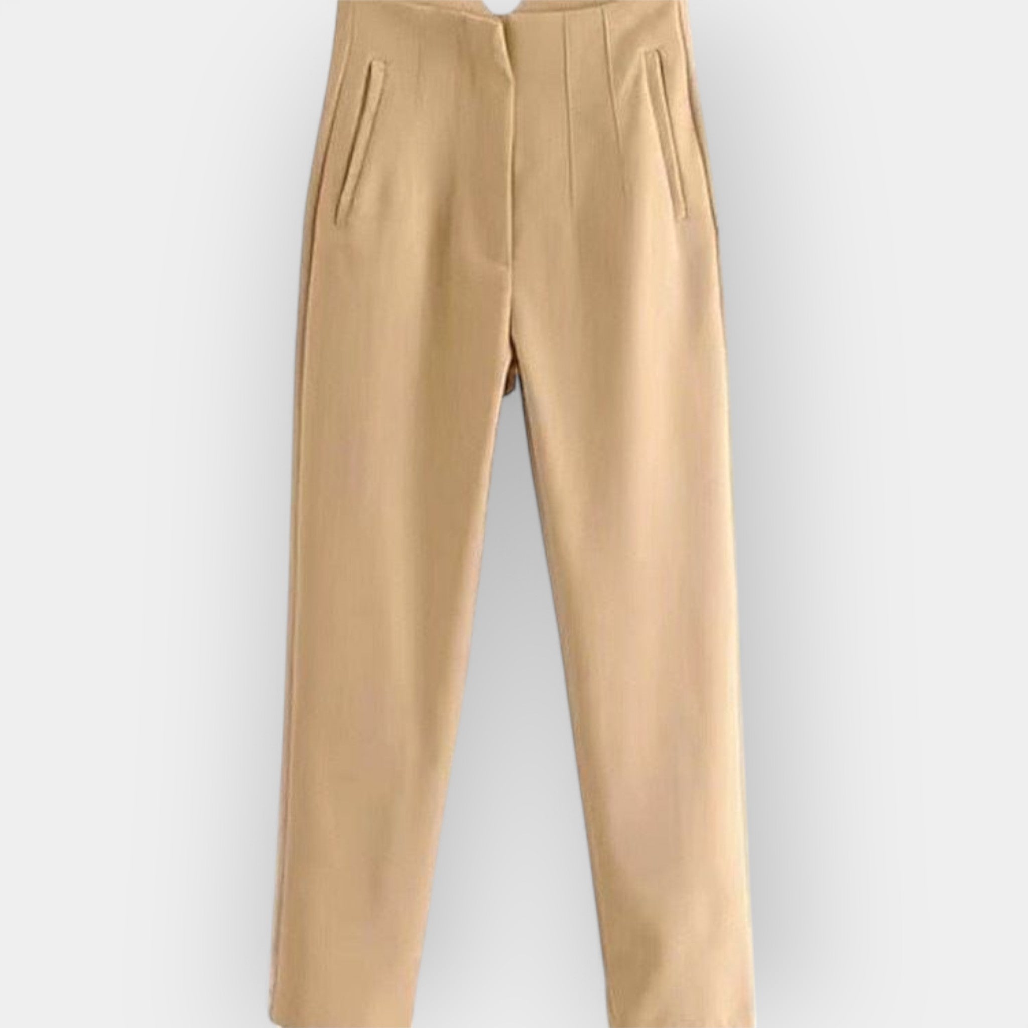 Chic Day Trousers For Effortless Office To Evening