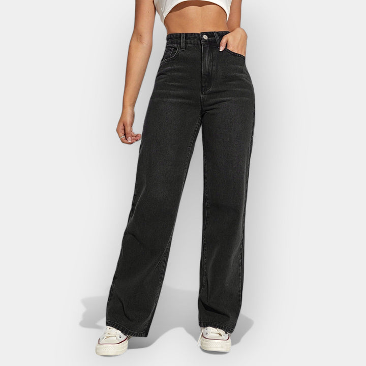 Timeless Straight Leg Jeans Classic Fit Denim Essential