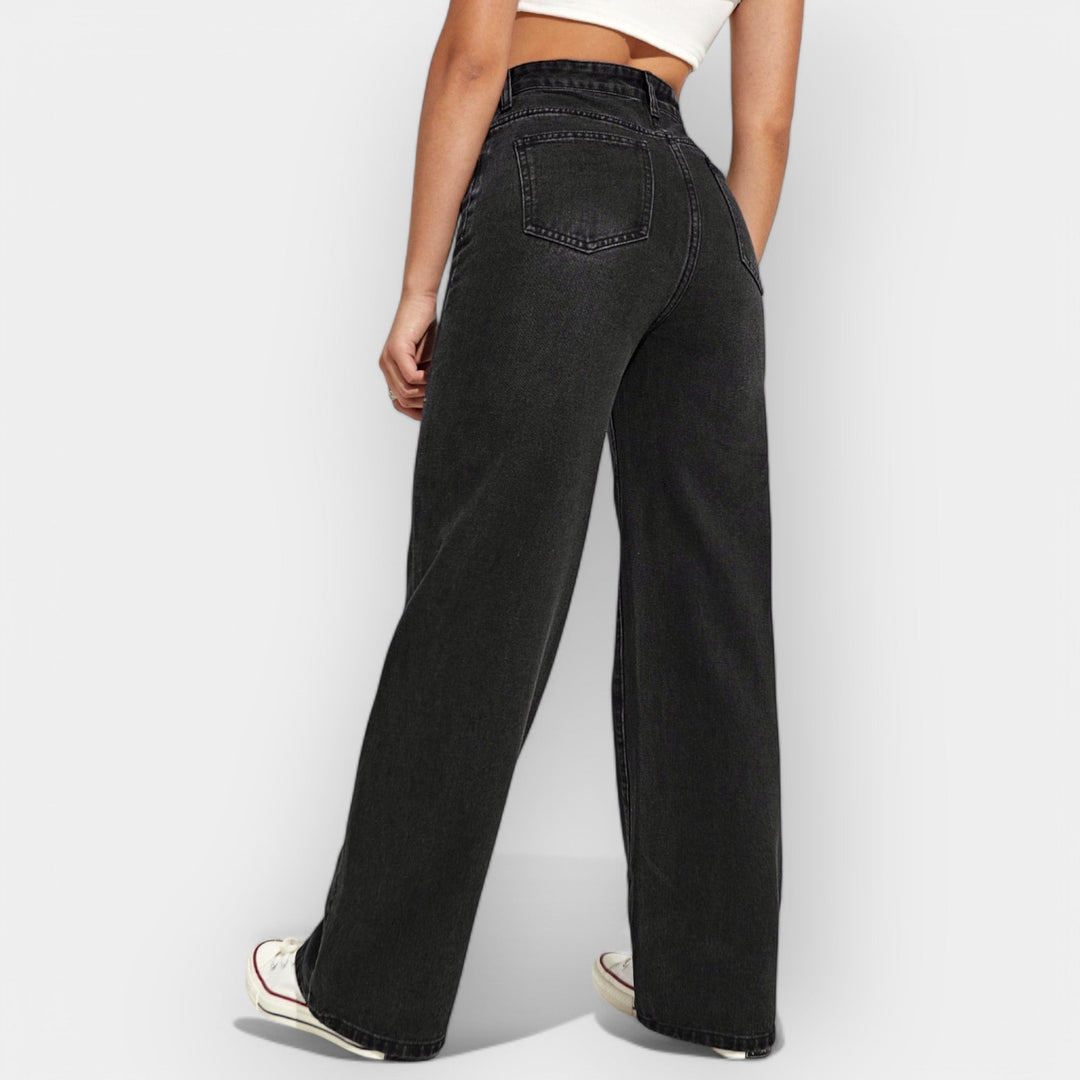 Timeless Straight Leg Jeans Classic Fit Denim Essential