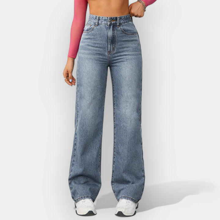 Timeless Straight Leg Jeans Classic Fit Denim Essential