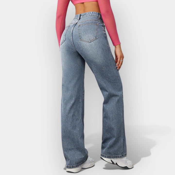 Timeless Straight Leg Jeans Classic Fit Denim Essential