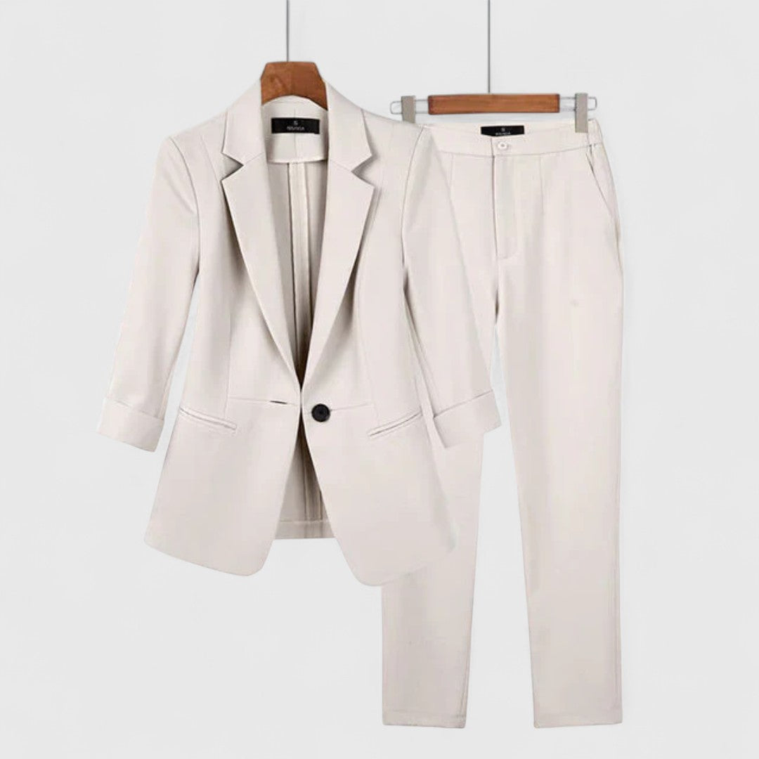 Semiramis Timeless Suit With Comfort And Elegance For Work
