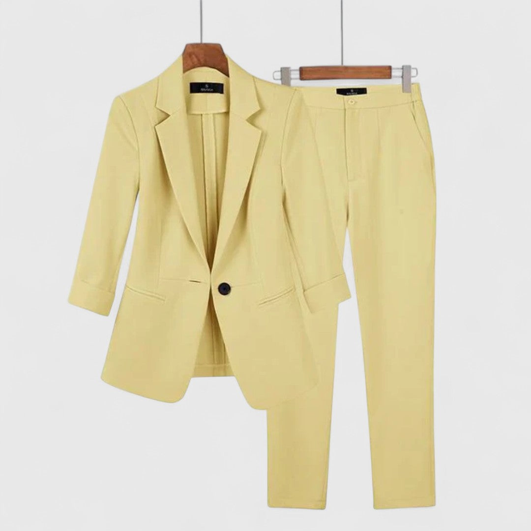Semiramis Timeless Suit With Comfort And Elegance For Work