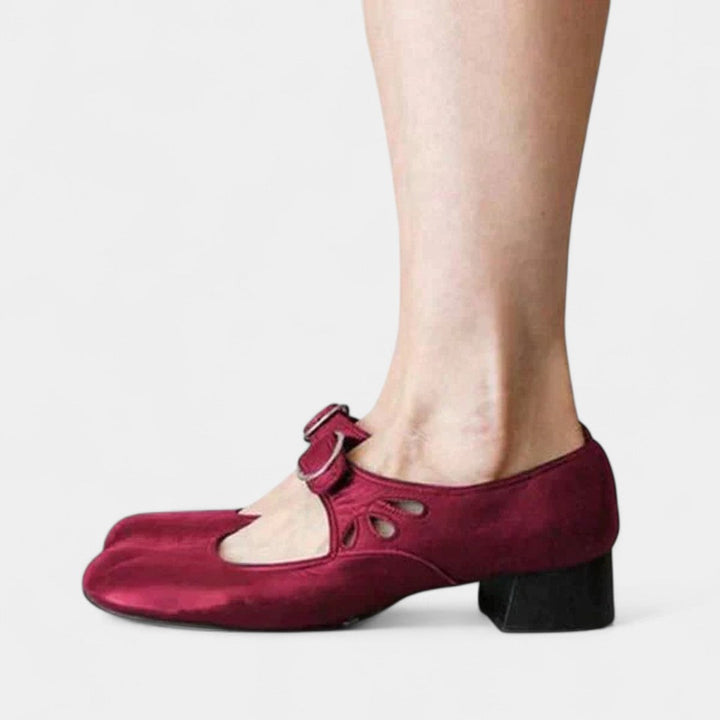 Georgia Leather Comfort Shoes with Soft Lining and Wide Fit