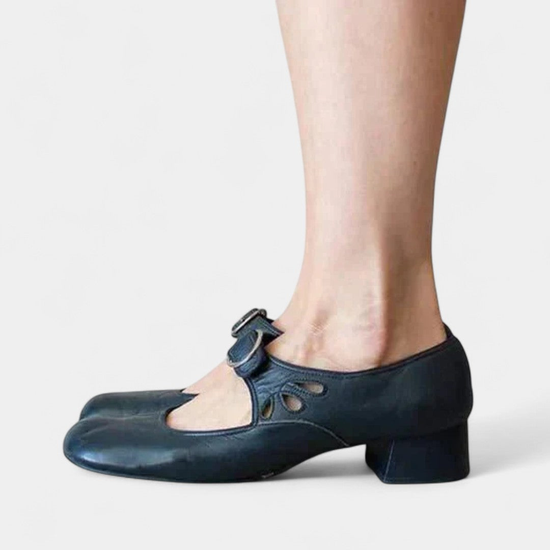 Georgia Leather Comfort Shoes with Soft Lining and Wide Fit
