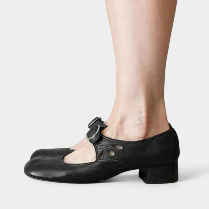 Georgia Leather Comfort Shoes with Soft Lining and Wide Fit