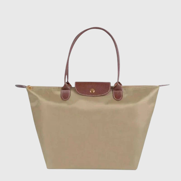 Maria Elegant Waterproof Handbag With Zip Closure Everyday