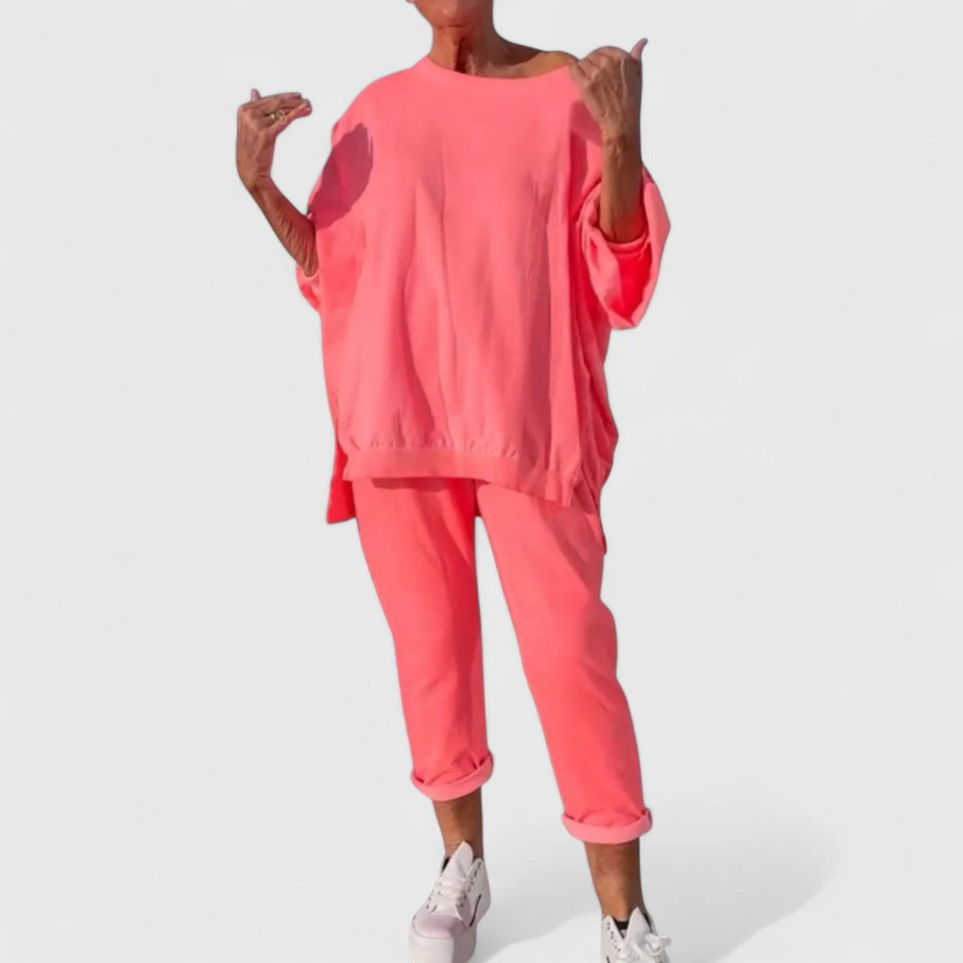 Daphne Lounge Set With Blouse And Comfortable Trousers